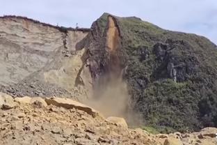 詹姆斯谈场均快攻得分第一：尽量保持联盟顶级身体素质 多冲篮下